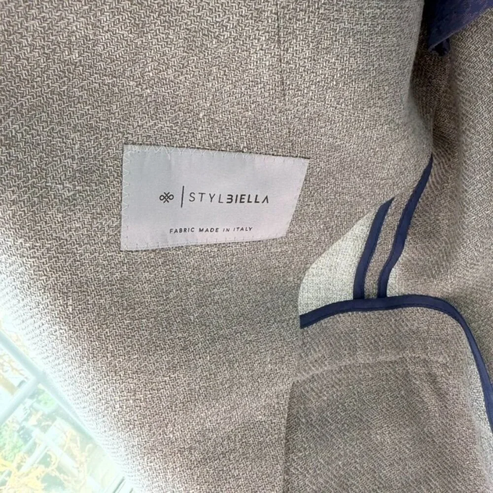 Knot Standard Grey Linen blend – Tailored Sport Coat Size 39 or 40